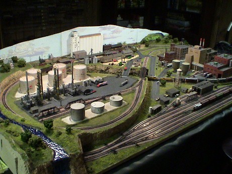 Scale Layout #4 (2007) - The Ultimate Roundy-Rounder